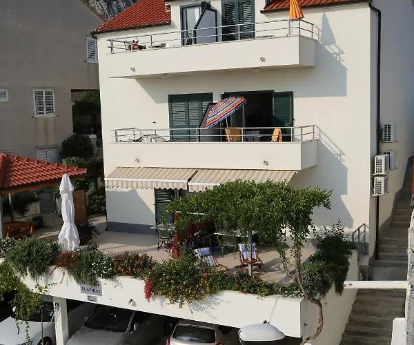 Apartments Stipe Plazibat
